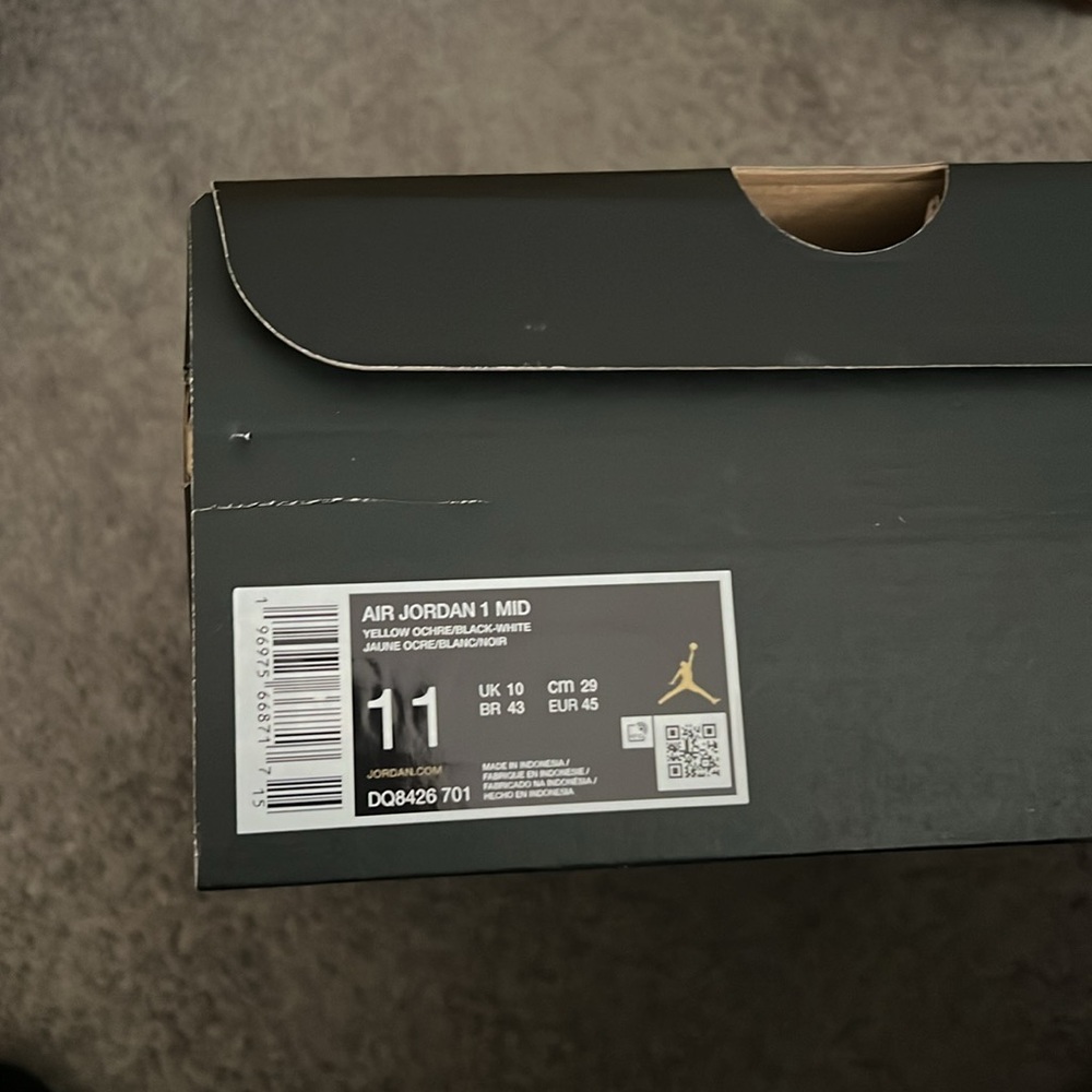 Air Jordan bundle - Picture 9 of 9